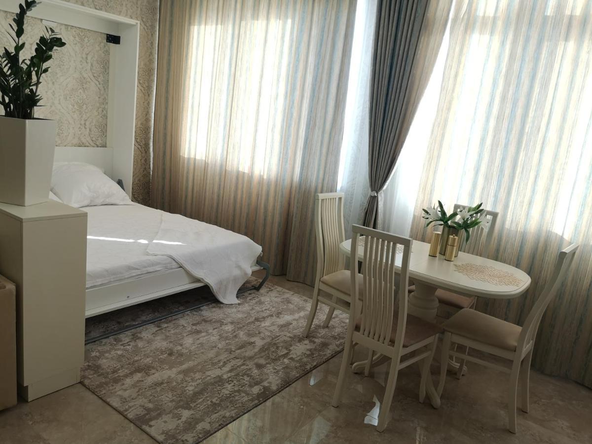 Lux Apartment,10 Фонтана,До Моря 5 Минут Odessa Esterno foto